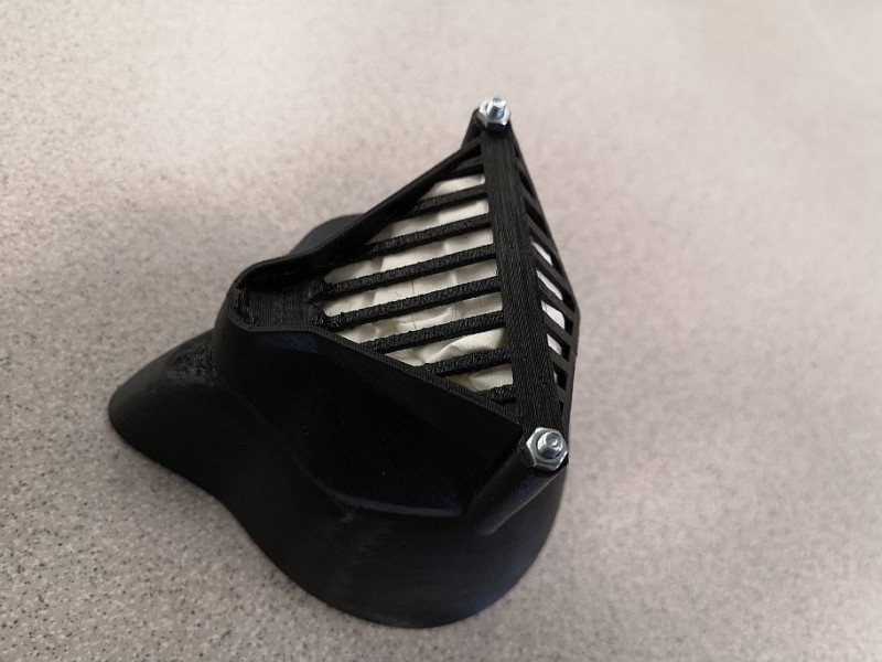 maska Darth 1.jpg (138.18 KiB) Zobrazeno 19704 krát maska Darth 1.jpg